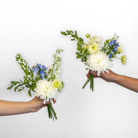 Something Blue Bouquet Bar Flower Kit Hand - Image