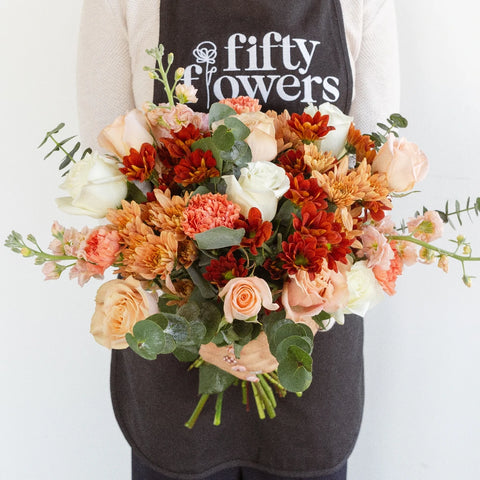 Rustic Grove Flower Centerpiece Apron - Image
