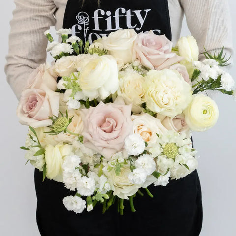 Alpine Oat Diy Flower Kit Apron - Image