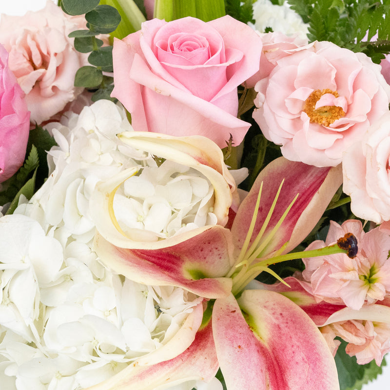Blush Bulk Diy Flower Kit Close Up - Image