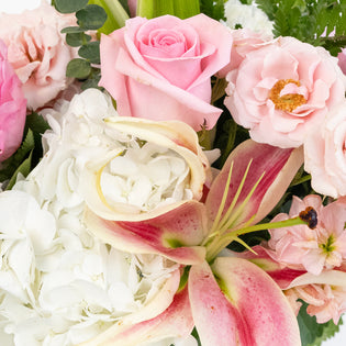 Blush Bulk Diy Flower Kit Close Up - Image