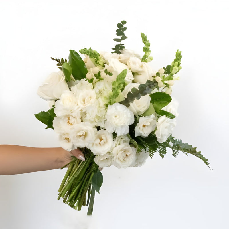 Snow White Flower Bouquet Close Up - Image