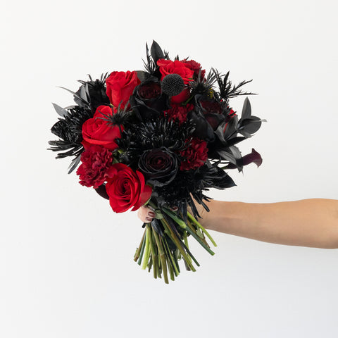 Gothic Vibes Diy Flower Kit Vase - Image