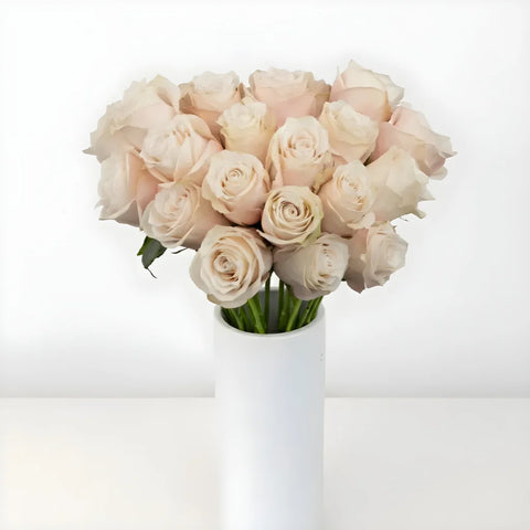 Lady Eva Novelty Rose Vase - Image