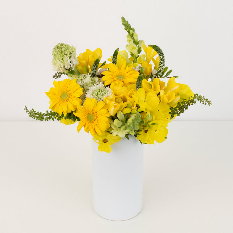 Yellow And White Sunshine Flower Bouquet Vase - Image