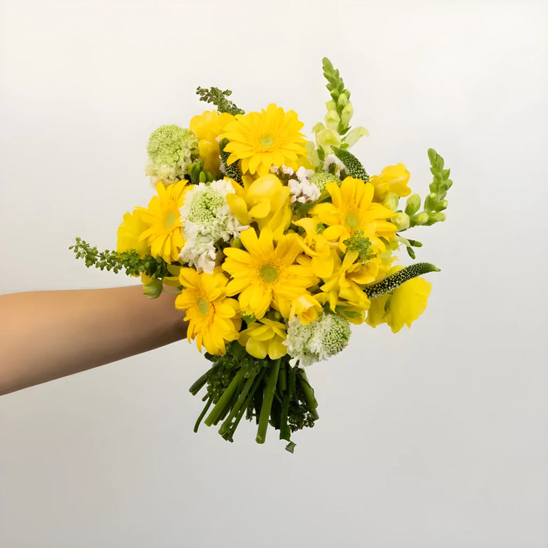 Yellow And White Sunshine Centerpieces Other - Image