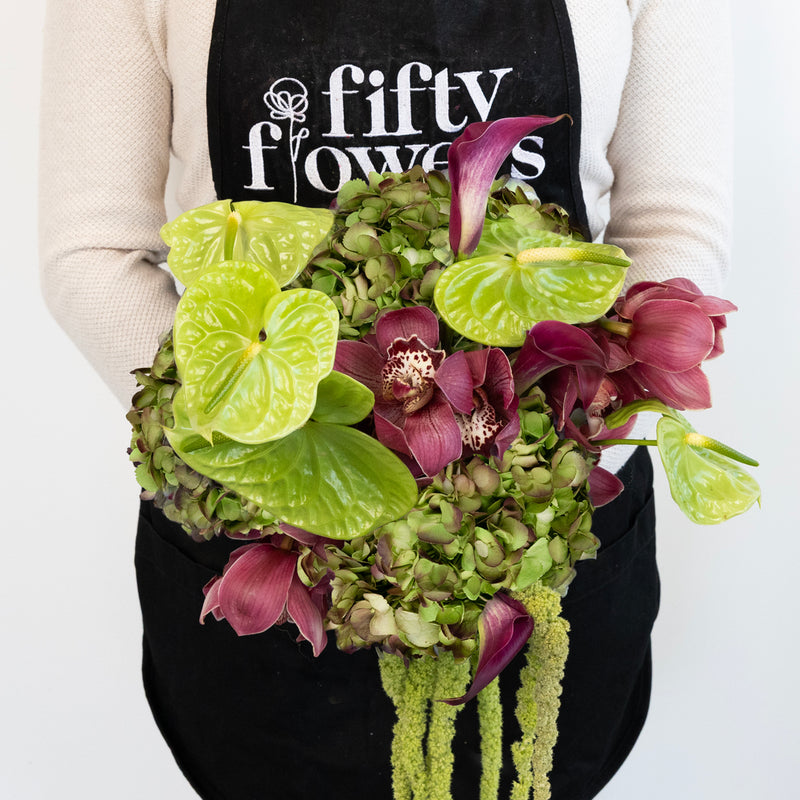 Modern Romance Diy Flower Kit Apron - Image