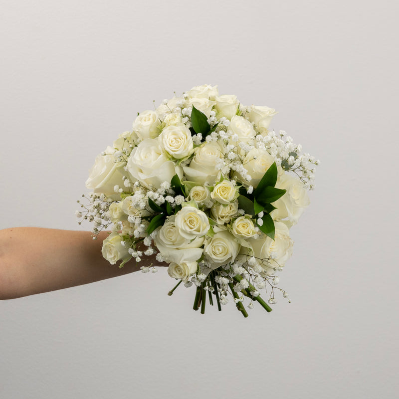 Classic White Flower Bouquet Close Up - Image