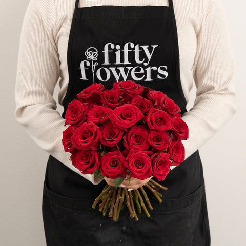 Red Paris Rose Apron - Image
