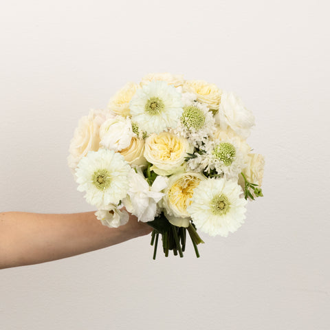 Cloud Dancer Diy Flower Kit Vase - Image