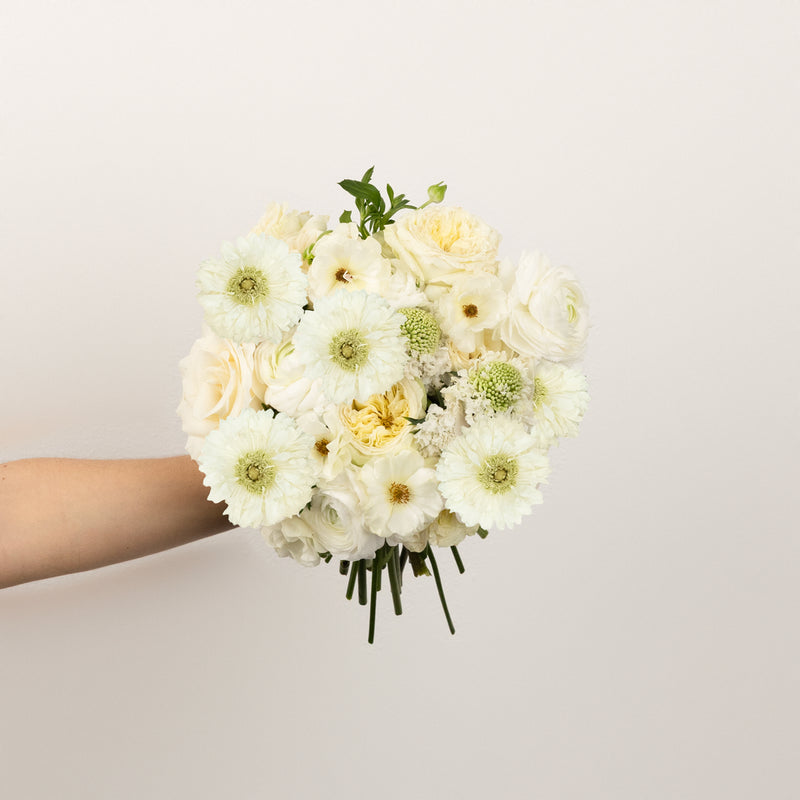 Cloud Dancer Flower Bouquet Close Up - Image