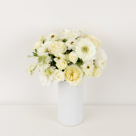 Cloud Dancer Flower Bouquet Vase - Image