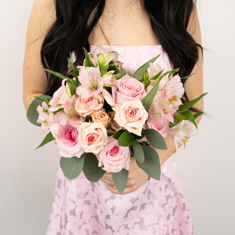 Pale Pink Prom Kit Stem - Image