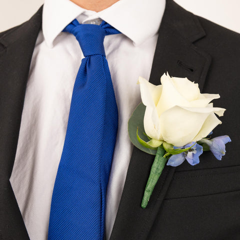 Beautiful Blues Prom Kit Apron - Image