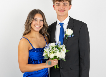 Beautiful Blues Prom Kit Other - Image