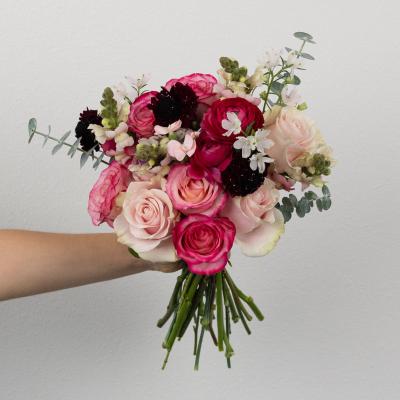 On Cloud Wine Flower Bouquet Close Up - Image