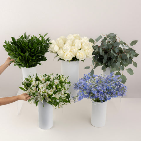 Beautiful Blues Bouquet Bar Flower Kit Vase - Image