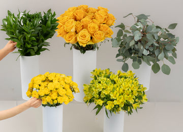 Hello Yellow Bouquet Bar Flower Kit Vase - Image