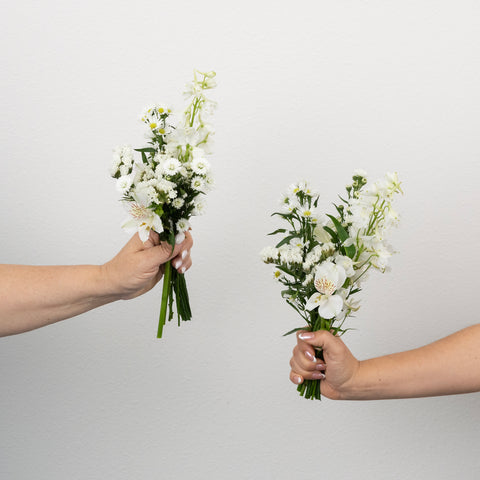 Pure Magic Bouquet Bar Flower Kit Vase - Image