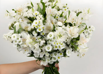 Pure Magic Flower Bouquet Hands - Image
