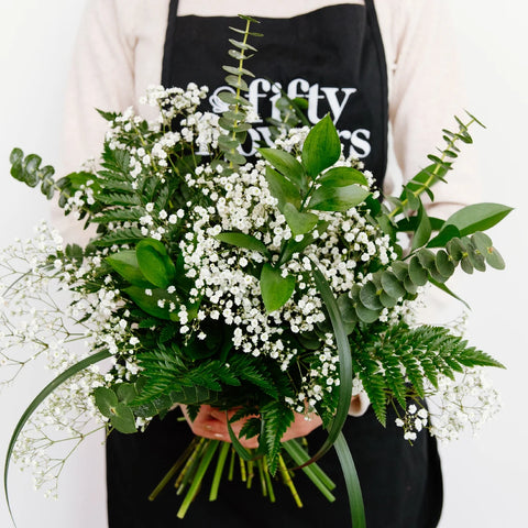 Classic Wedding Greenery Flower Bouquet Hand - Image