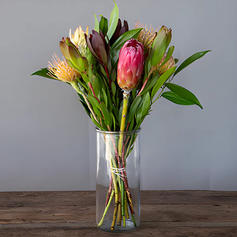 Spider Red Tropical DIY Flower Kit In a Vase