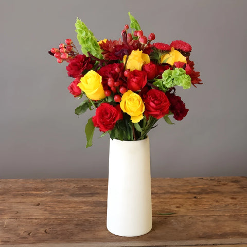 Golden Divine Flower Arrangement Vase - Image