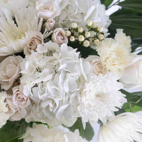 Ivory Oasis Wedding Centerpiece Hand - Image