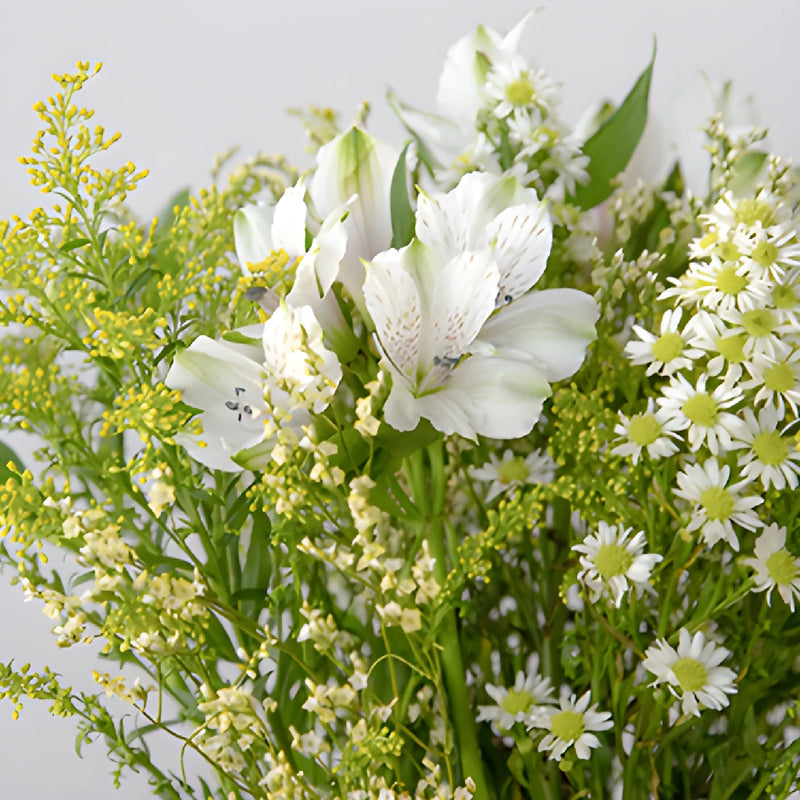 Kiss of Yellow Flower Centerpiece