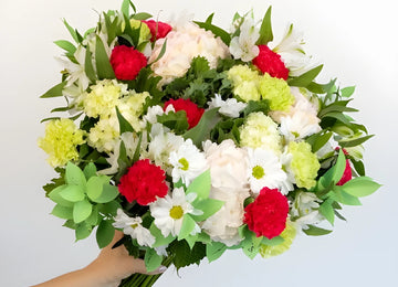 Lucky Pastel Flower Bouquet Hand - Image