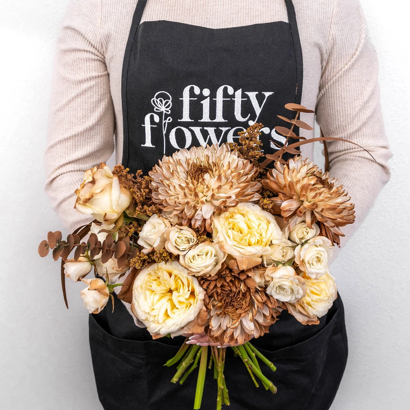 Mocha Mousse Diy Flower Kit Apron - Image