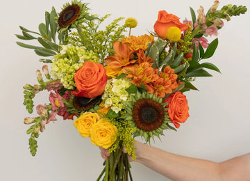 Modern Sunflower Bouquet Hand - Image