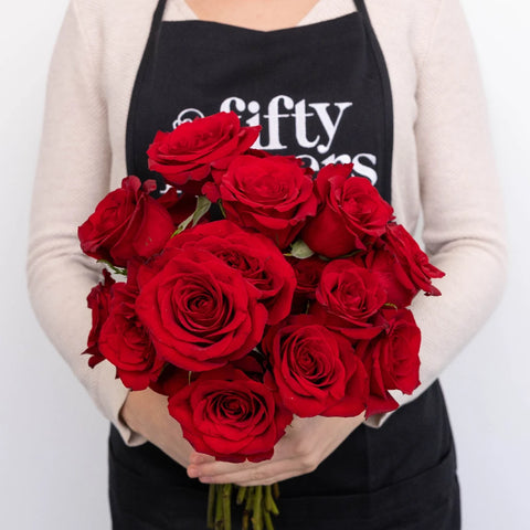 Red Ecuadorian Roses Express Delivery - Image