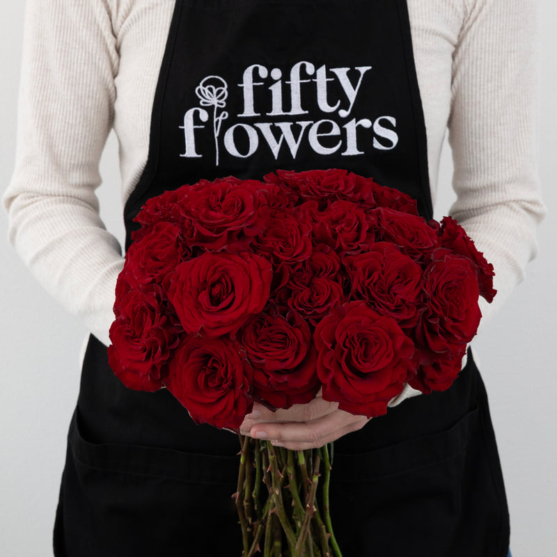Red Heart Garden Rose Apron - Image