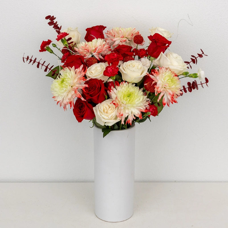 Scarlett Red Flower Bouquet Vase - Image