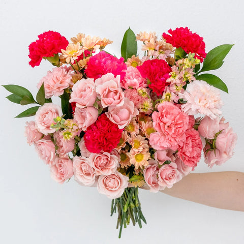 Shades Of Pink Diy Flower Kit Hand - Image