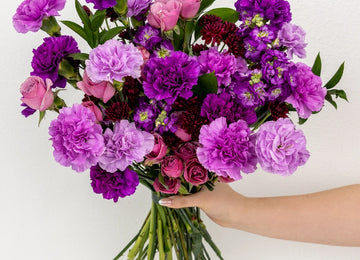 Shades Of Purple Flower Bouquet Hand - Image