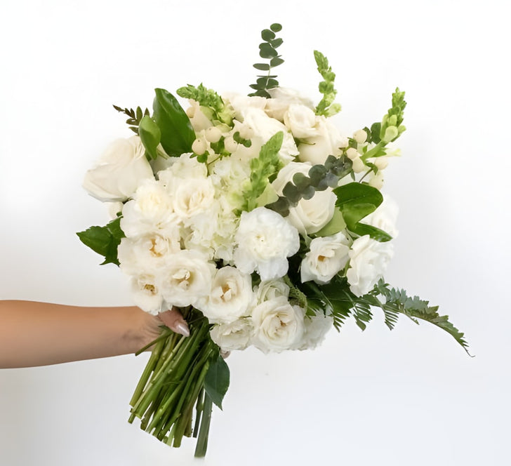 Snow White Flower Bouquet Close Up - Image