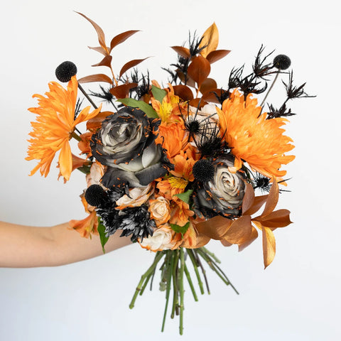 Spooky Spider Diy Flower Kit Hand - Image