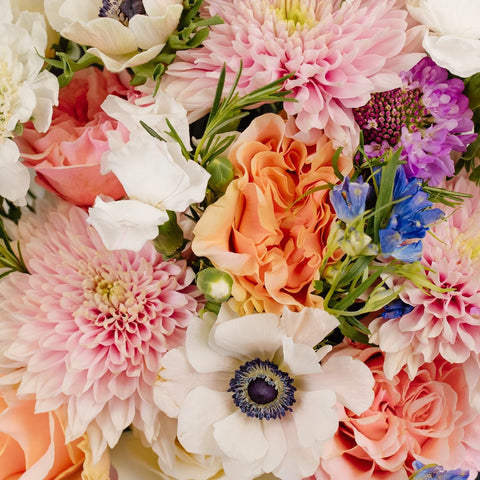 Sugar Plum Flower Centerpieces Hand - Image