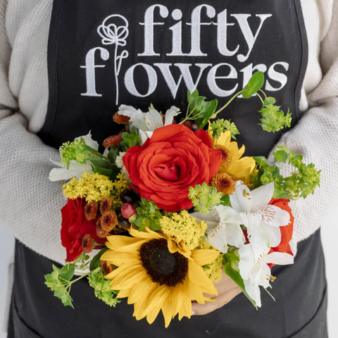 Thanksgiving Event Flower Arrrangement Apron - Image