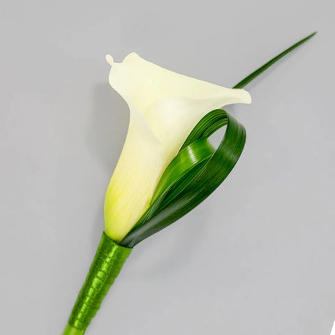 White Mini Calla Lily Boutonniere And Corsage Pack Stem - Image