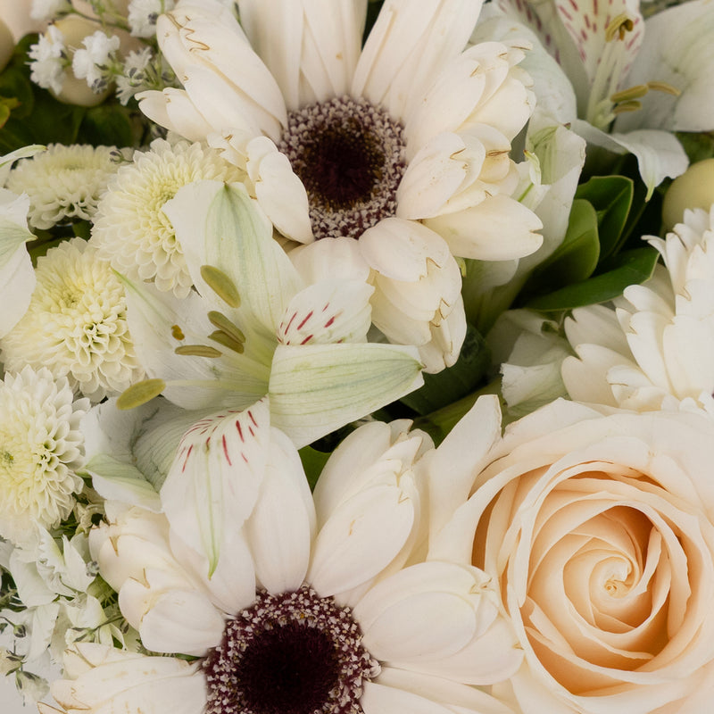 White Themed Event Flower Centerpieces Close Up - Image