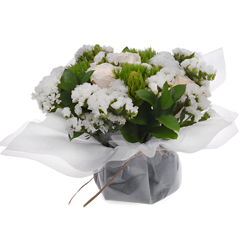 Monochromatic White Bouquetta Centerpieces