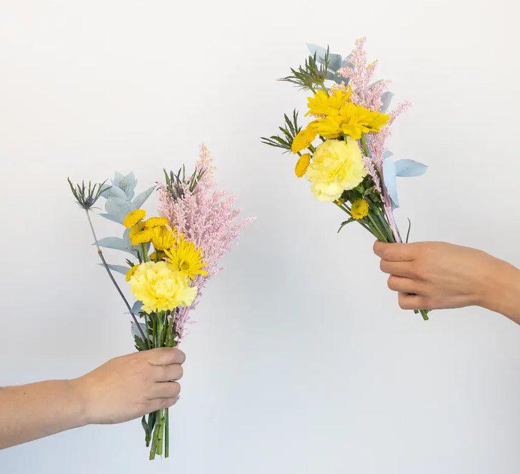Yellow Pastel Pop Bouquet Bar Flower Kit Hands - Image