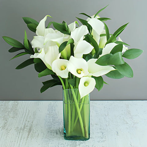 Mother's Day Calla Lily Flower Bouquet