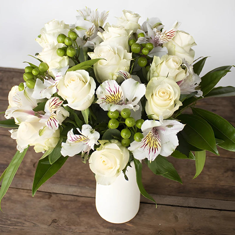 Creamy White Flower Bunch in Vase
