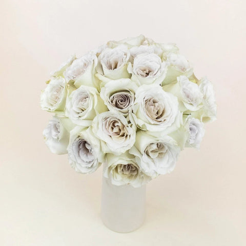 Early Grey Wholesale Roses In a Vase