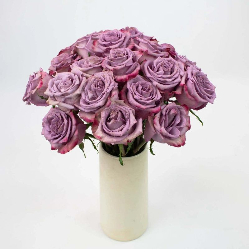 Lavender Rose Flower Bunch in Vase