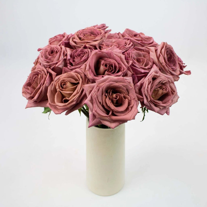 Pink Barista Rose Flower Bunch in Vase